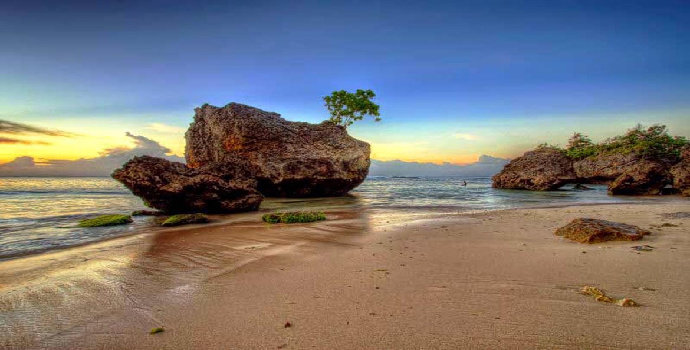 Pantai Padang-padang