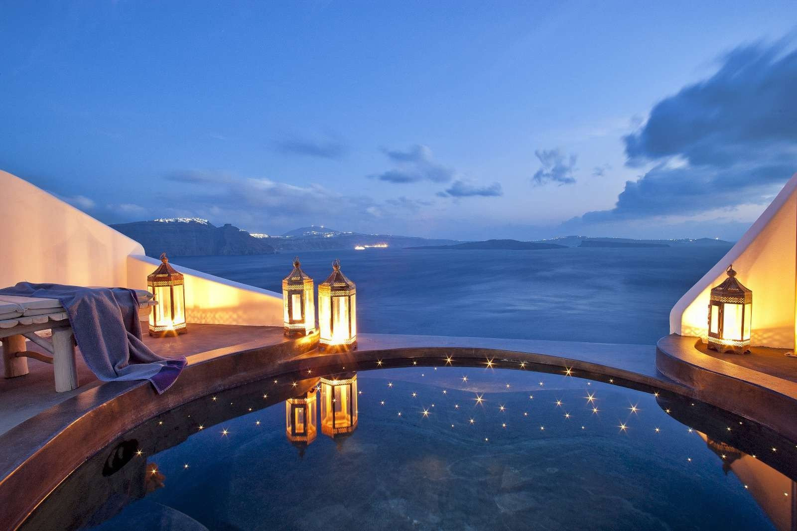 Очень красивые отели. Andronis Luxury Suites, Санторини, Греция. Инфинити бассейн Санторини. Andronis Luxury Suites Санторини Греция тур. Санторини Коктебель.