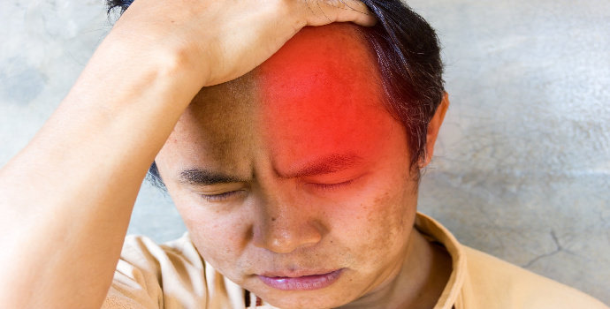 penanganan pada sakit kepala saat berpetualang