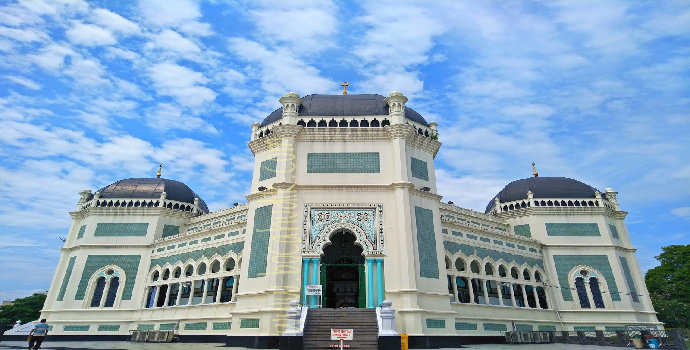 Masjid Raya Al-Mashun Medan