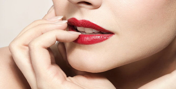 Rekomendasi Warna Lipstik untuk Kulit Sawo Matang