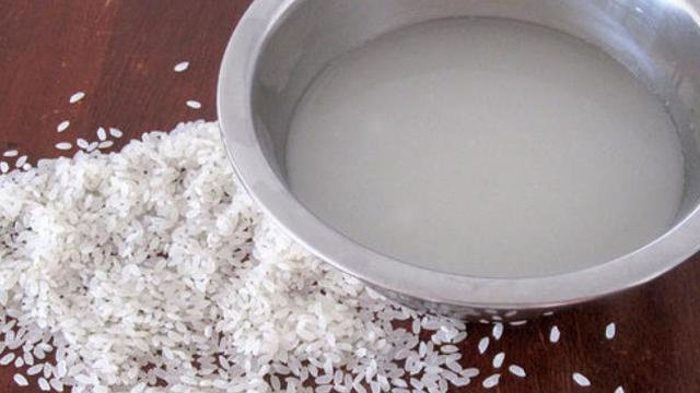 Air bekas cucian beras
