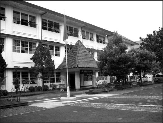 Misteri SMAN 1 Yogyakarta - 5 Sekolah yang Terkenal Angker di Indonesia
