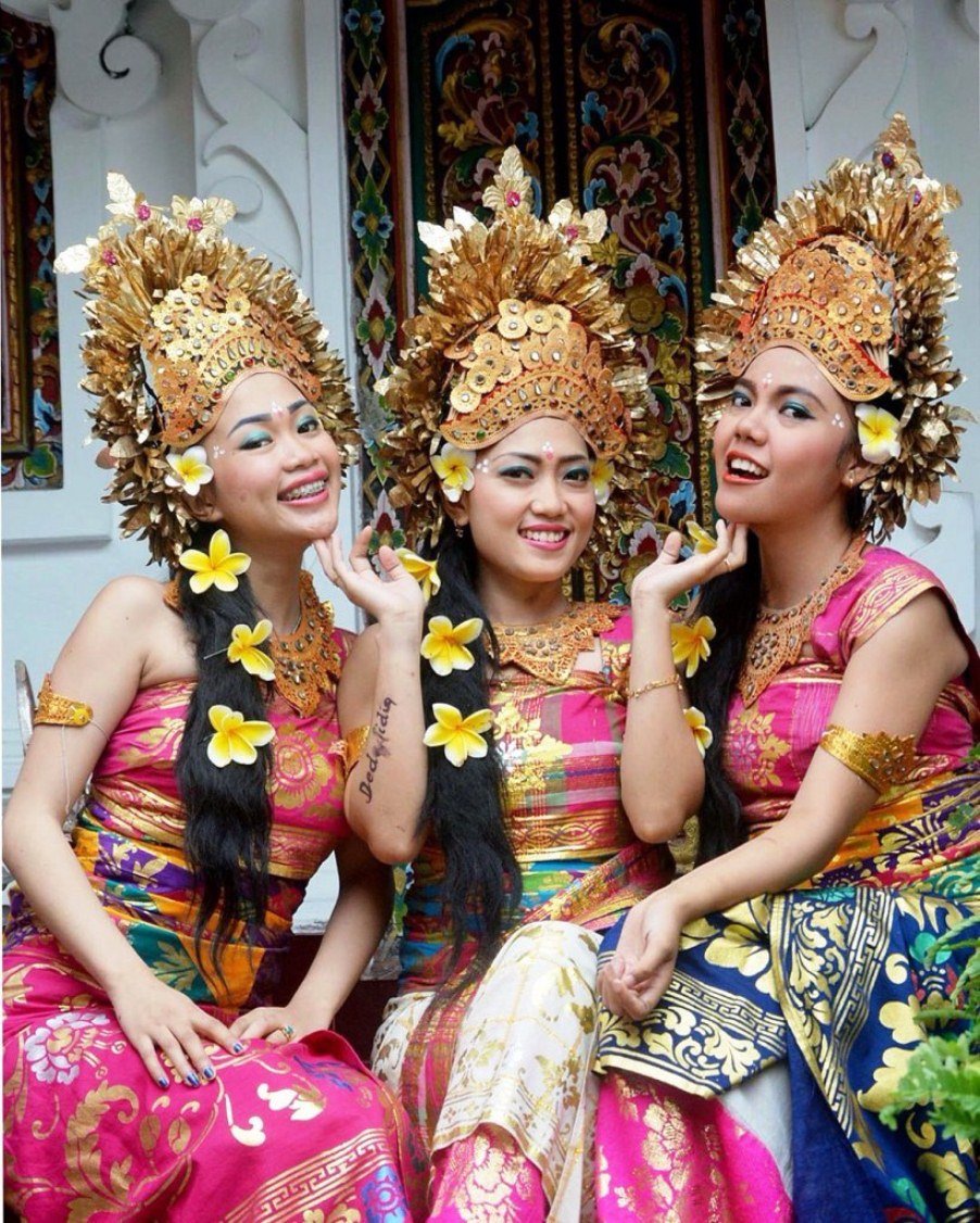 Apa saja pakaian  adat  Bali  Fashion Dictio Community